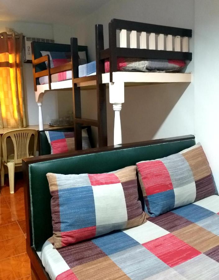 Park Vil-La Apartelle Bandar Quezon Luaran gambar